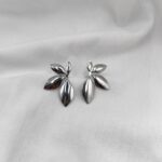 Lunar leaves