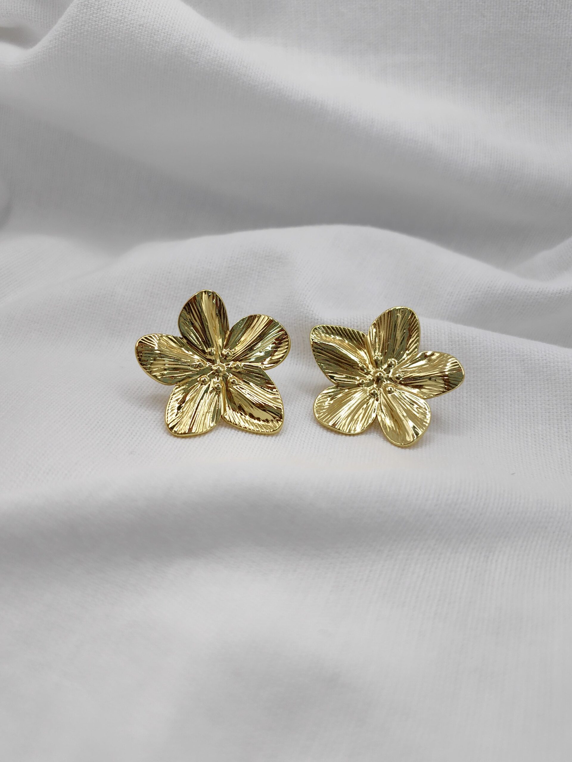 IMG_20260428_151333-01 Bloom Studs - Image 1