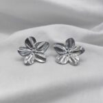 Bloom Studs